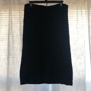 Black knitted sweater skirt